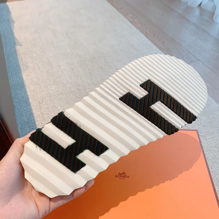 Hermes Shoe 